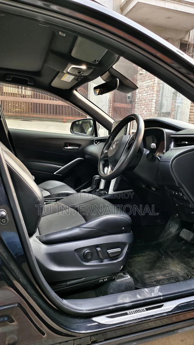 Toyota Corolla Cross Z-HYBRID FULL LOAD 2021