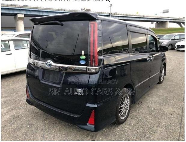 Toyota Noah Hybrid WXB Mica Blue 2021