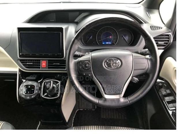 Toyota Noah Hybrid WXB Mica Blue 2021