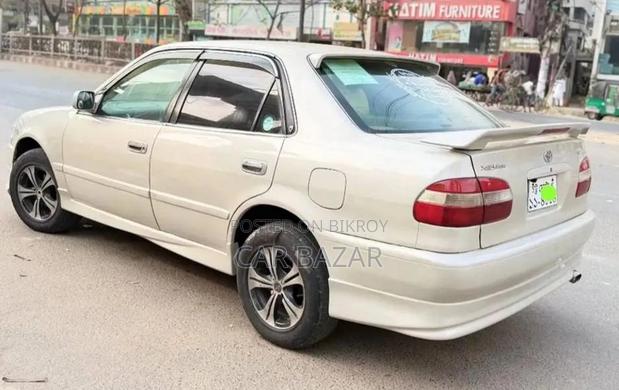 Toyota Corolla 110 GLI SALOON 1998
