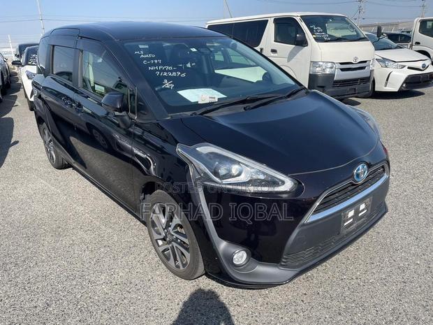 Toyota Sienta 2018 G Quero
