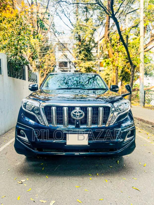 Toyota Land Cruiser TX 2015