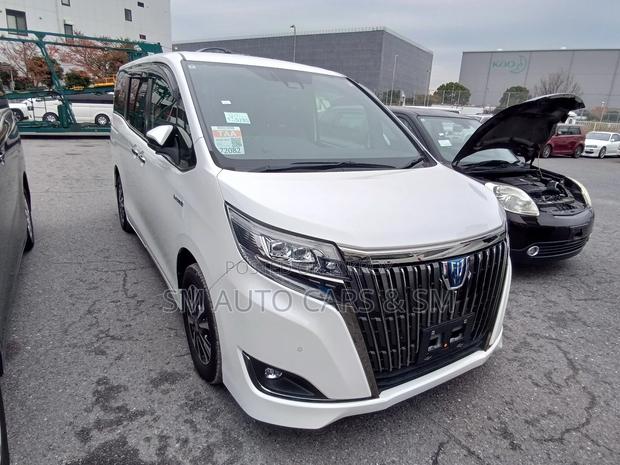 Toyota Esquire Hybrid Gi Premium 2020
