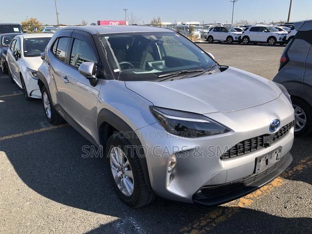 Toyota Yaris Cross G Silver 360 Camera 2021