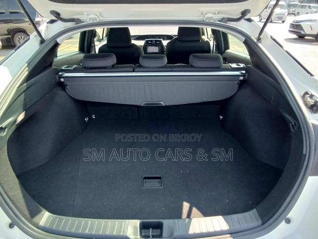 Toyota Prius S Pearl 4 Point 2020