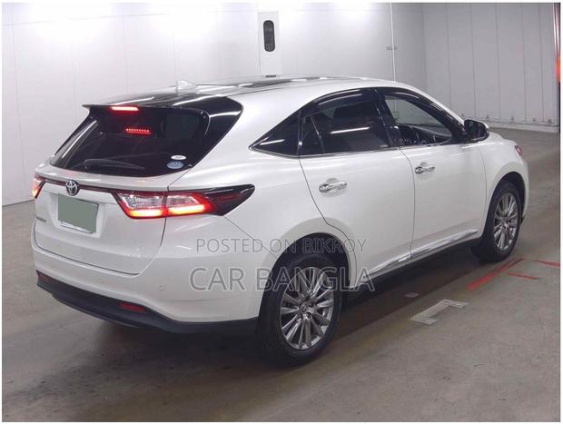 Toyota Harrier PREMIUM 2020