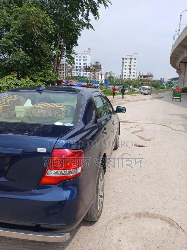 Toyota Axio সেলুন 2010