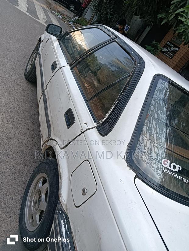 Toyota Corolla 1990