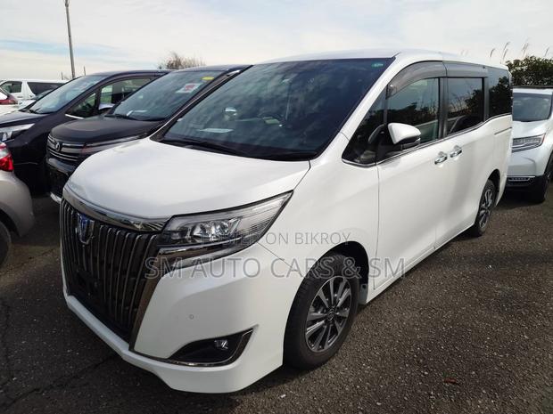 Toyota Esquire Hybrid Gi Premium 2021