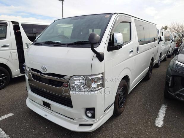 Toyota Hiace SUPER GL DARK PRIME 2022