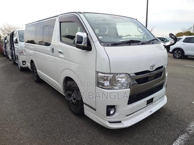 Toyota Hiace SUPER GL DARK PRIME 2022