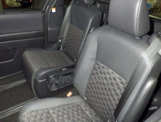 Toyota Voxy S Z 2023