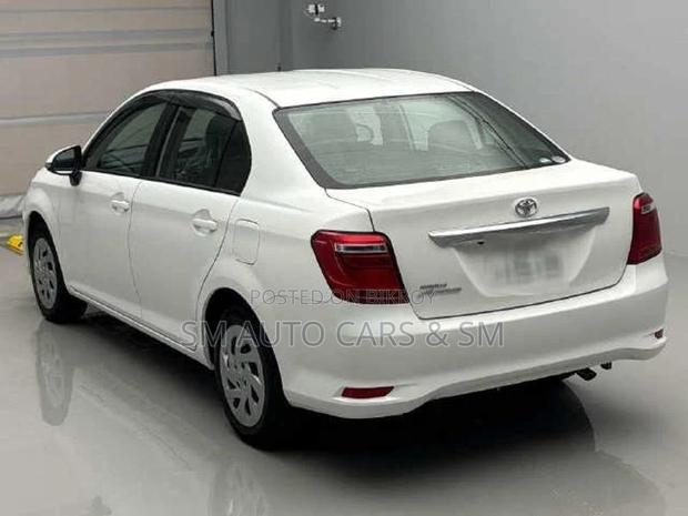 Toyota Axio Non Hybrid EX White 2020