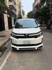 Toyota Voxy 2017 for sale