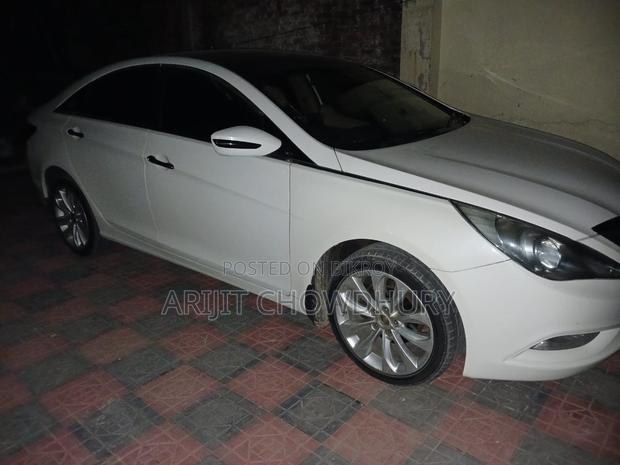 Hyundai Sonata 2012