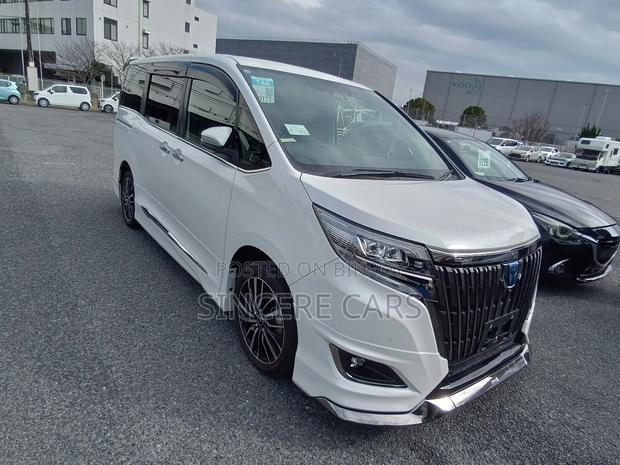Toyota Esquire GI PREMIUM HYBRID 2021