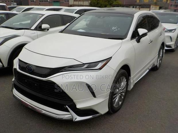 Toyota Harrier Hybrid Z Pearl 2021