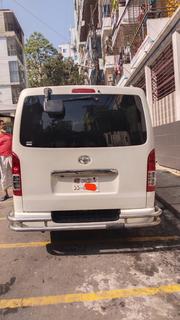 Toyota Hiace white 2006 for sale