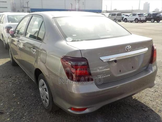 Toyota Axio EX 2022
