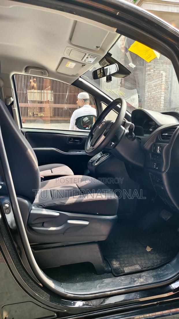 Toyota Noah X SMART PACKAGE 2021