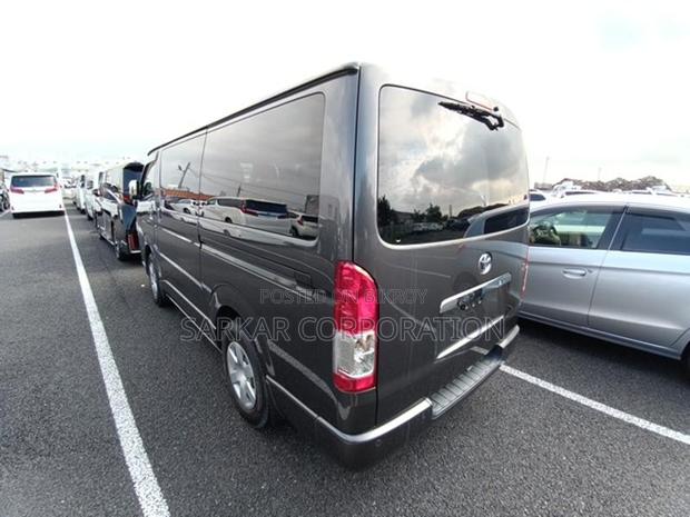 Toyota Hiace Super GL 2020