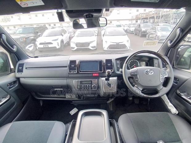 Toyota Hiace SUPER GL DARK PRIME 2023