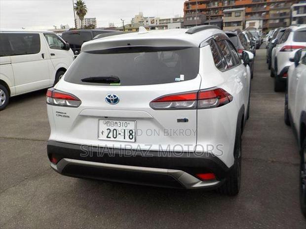 Toyota Corolla Cross 1.8 Hybrid AWD 2021 Pearl
