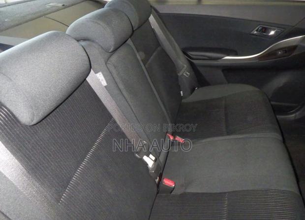 Toyota Premio FL 2020