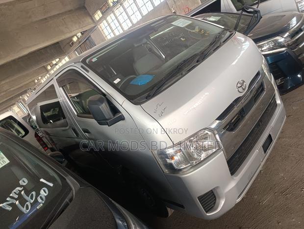 Toyota Hiace Dx GL Dual AC Pkg 2020