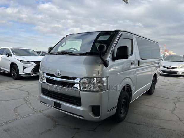 Toyota Hiace Dx GL Dual AC Pkg 2020