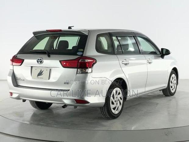 Toyota Fielder Hybrid EX package 2021