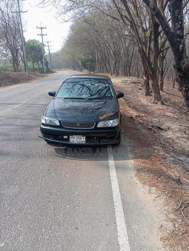 Toyota Corolla ` 2002