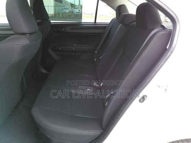 Toyota Axio Hybrid EX Package 2021