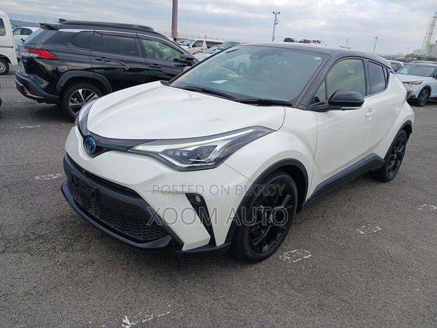 Toyota C-HR G MODE PEARL COLOR 2020