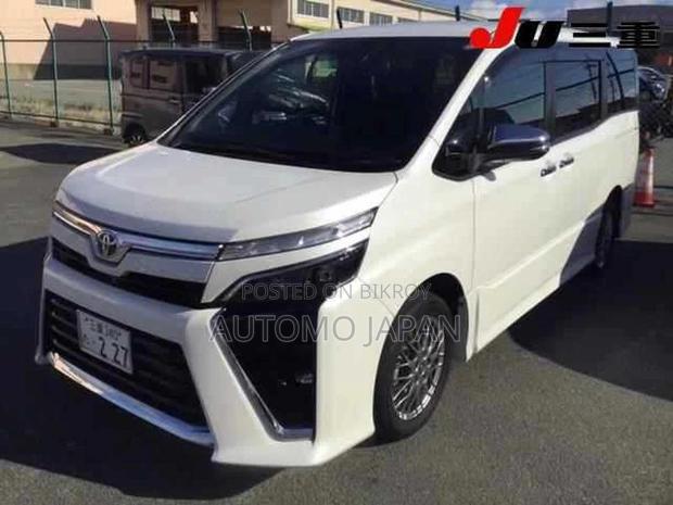 Toyota Voxy ZS KIRAMEKI 3 2021