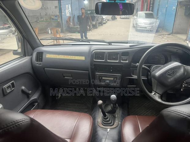 Toyota Hilux Pickup 1997