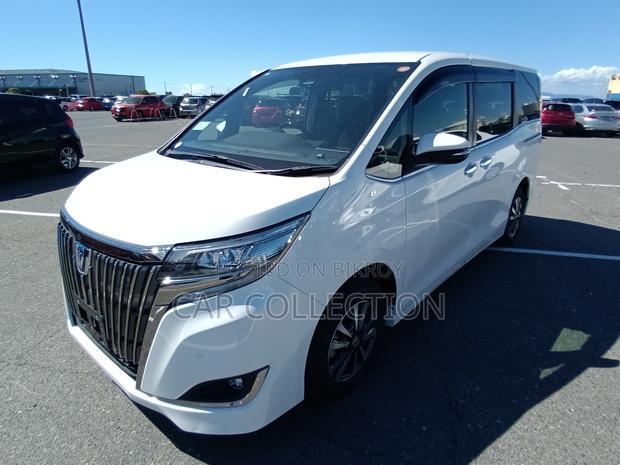 Toyota Esquire Gi Prem Non Hy Pearl 2021