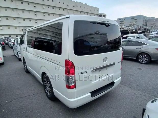 Toyota Hiace super GL 2021