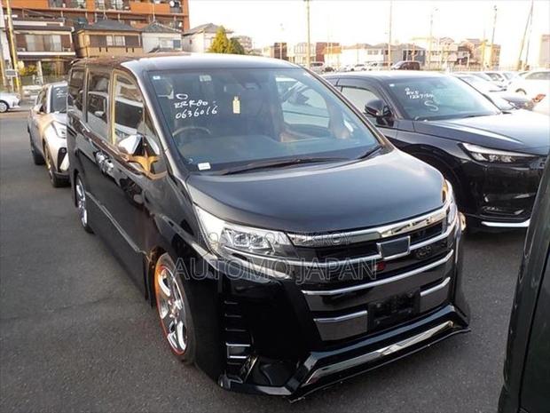 Toyota Noah Si WXB 2020