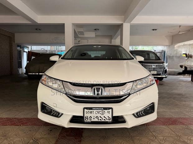 Honda Grace LX 2016