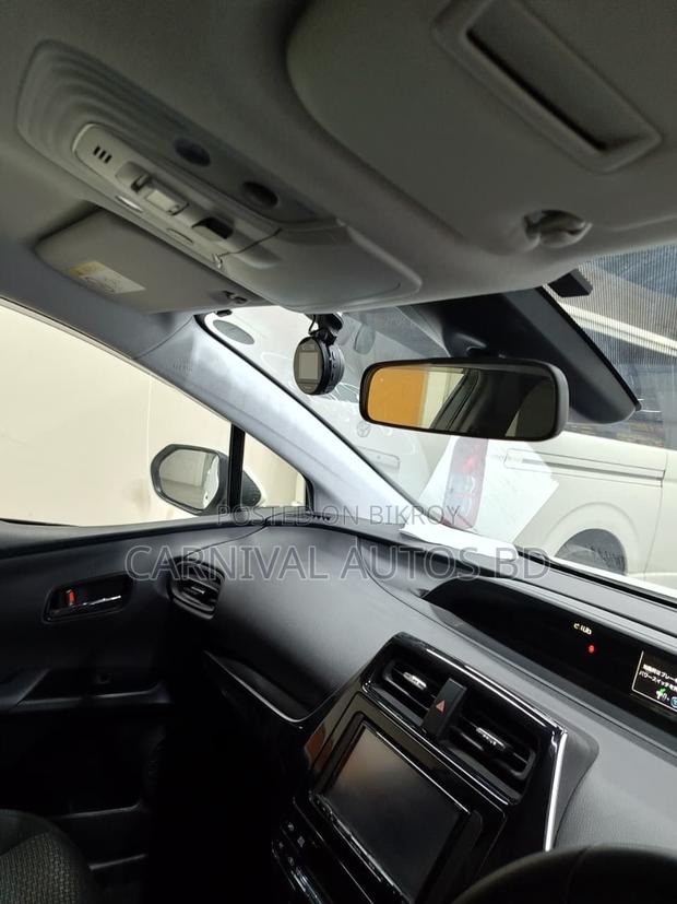 Toyota Prius S PAKEGE HYBRID 2020