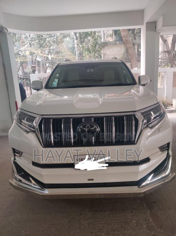 Toyota Prado face slip m18 2012