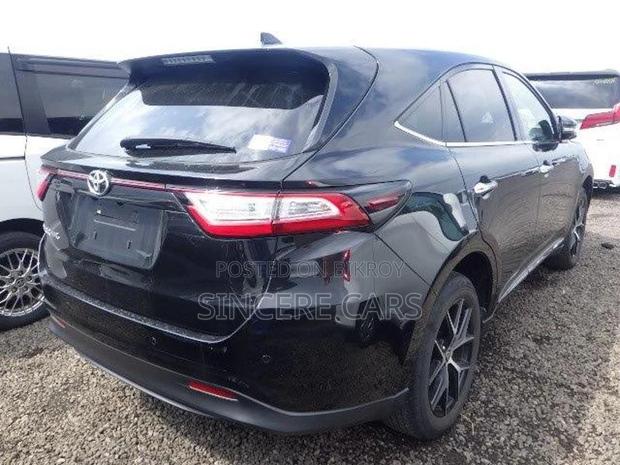 Toyota Harrier PREMIUM 4.5 NON HYB 2020