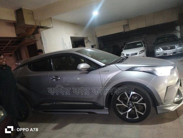 Toyota C-HR hybrid 2018