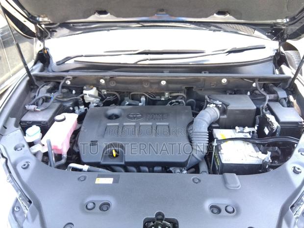 Toyota Harrier HARRIRE NON 2020