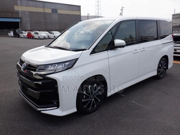 Toyota Noah S-Z PKG 4.0 PEARL 2022