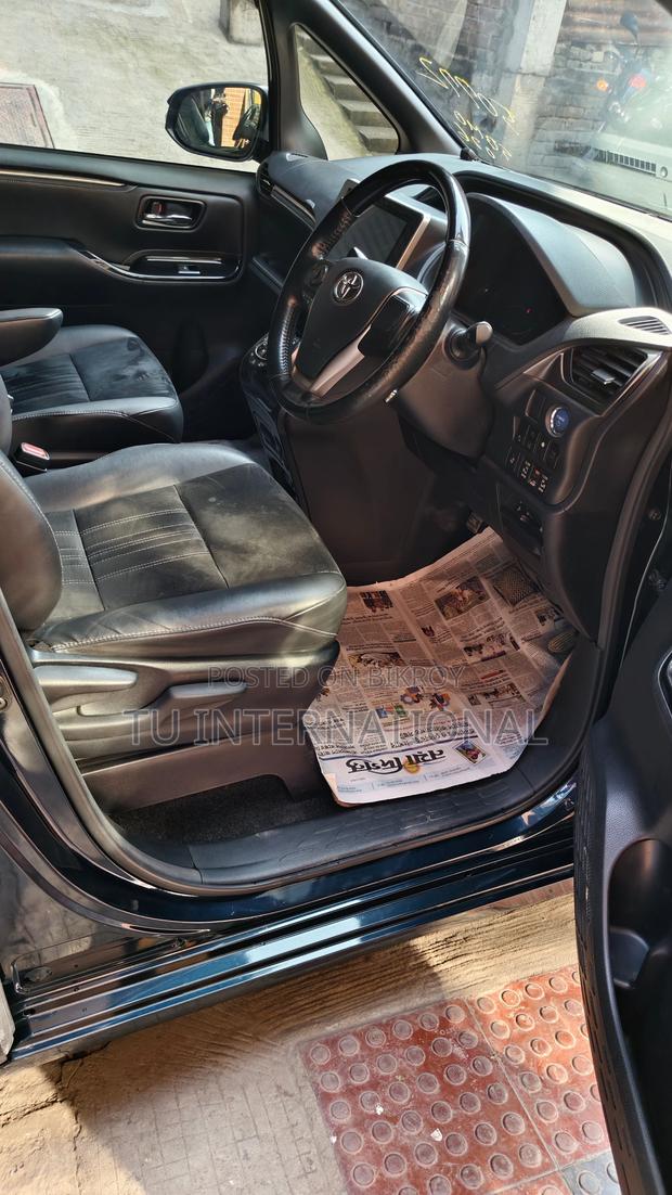 Toyota Esquire 2DOOR POWER 2020