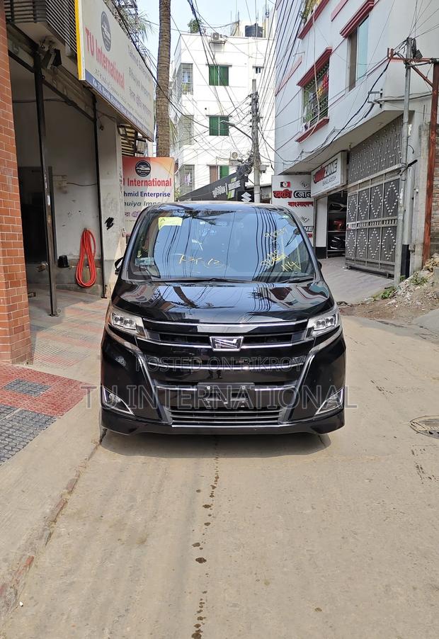 Toyota Esquire GI PREMIUM 2021