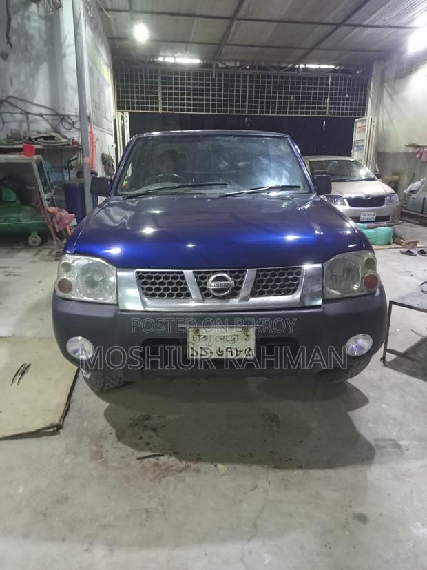 Nissan Frontier Fortuner 2006