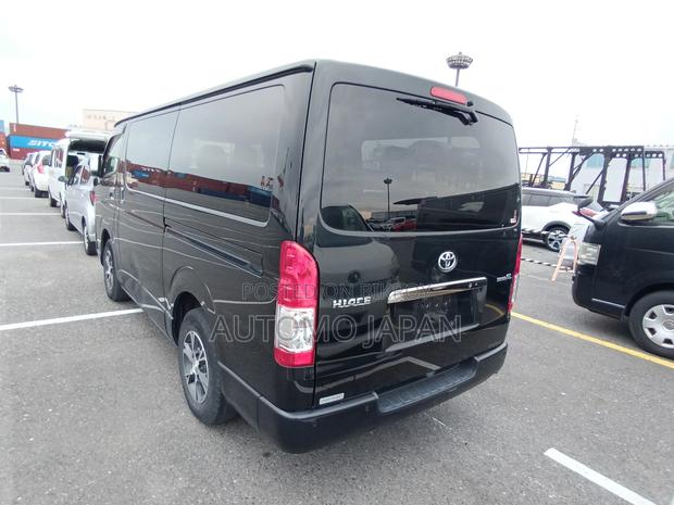 Toyota Hiace Super GL 2021